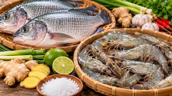 Cách xử lý mùi tanh của cá, tôm cực hiệu quả: 7 mẹo đơn giản, làm đúng là hết