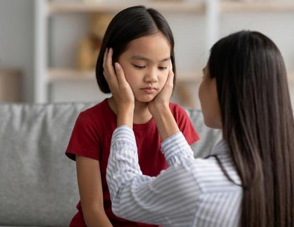 Làm thế nào để con cái thoải mái chia sẻ suy nghĩ với bố mẹ?