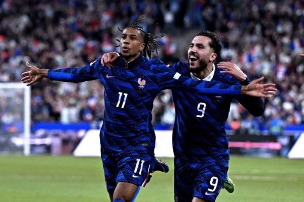 Pháp hòa Italia 1-1: Kẻ “phá bĩnh” ngày về của Zinedine Zidane