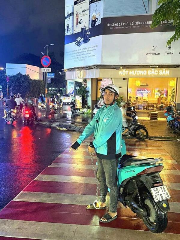Nữ du khách bị cướp giật tài sản ngay khu vực chợ Bến Thành