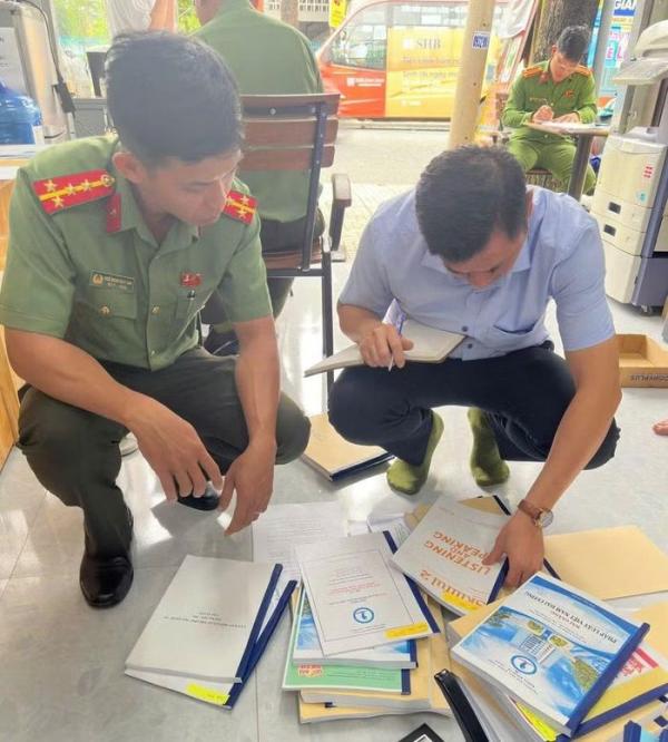 Phát hiện cơ sở in lậu sách giáo khoa
